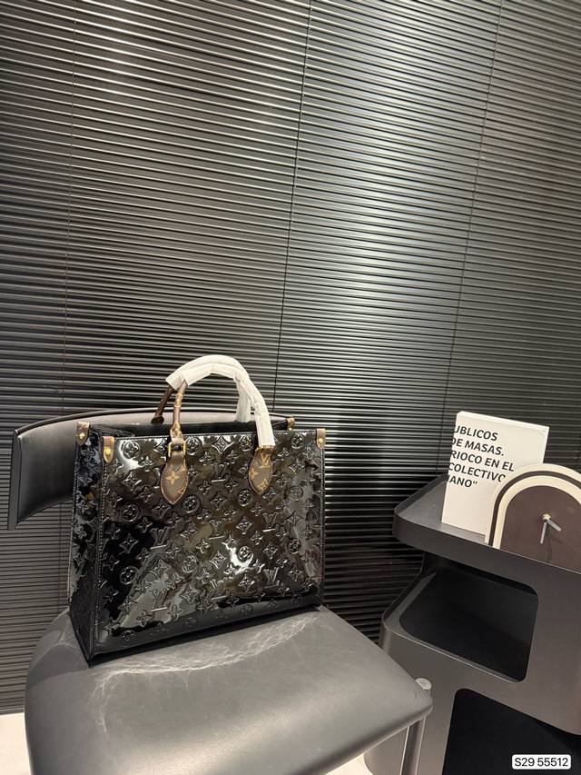 Lv Patent Leather Tote Is Versatile And Practical, Sweet Or Salty, Cool And Sass