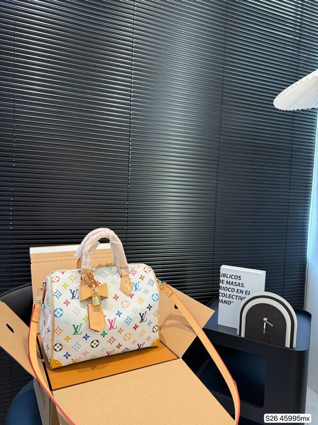 With Airplane Box Folding Box Lv Pillow Bag Lv Beauty World White Tri-Color Is R
