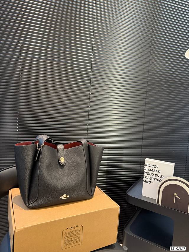 With Airplane Box Coach Coach Basket Handbag Crossbody Bag Retro And High-End Fe