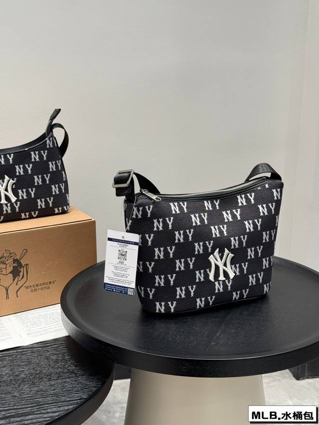With Airplane Box Mlb Bucket Bag Underarm Bag This Is A Perfect Bag~ Cost-Effect
