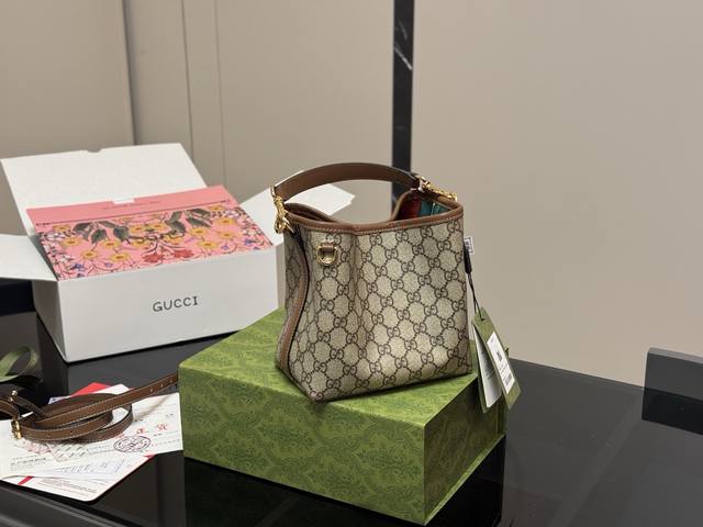 With Folding Box Airplane Box Size: 18*17Cm Gucci Street Bucket Bag I Won T Intr