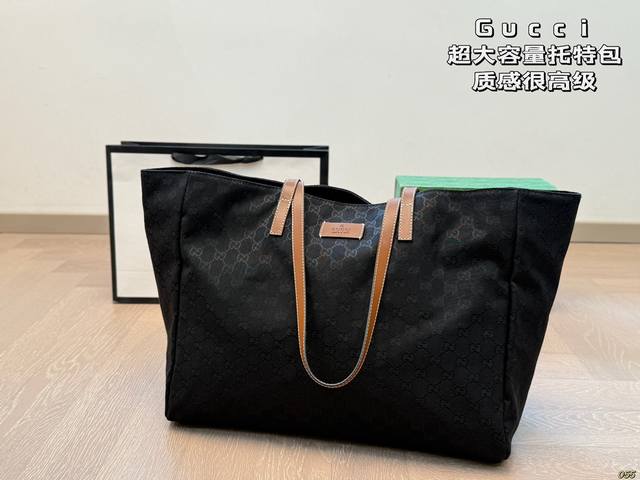 Cool Gucci Tote Bag The Texture Is Very High-En D The Capacity Is Super Large An