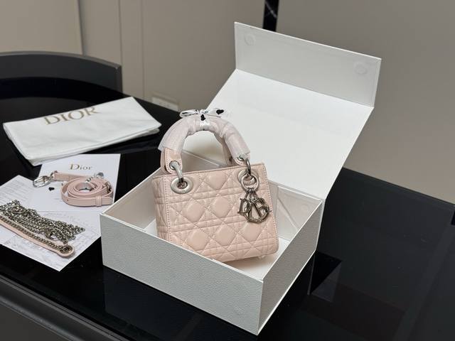 With Box Size: 17Cm High-Quality Version. Upgraded Top-Grade Original Shipment D