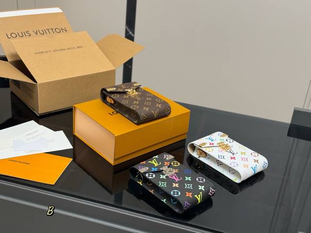 With Folding Box Airplane Box Size: 10.5*17Cm Lv Nice Looking Mobile Phone Bag T