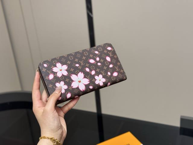 With Box Size: 19*10Cm Lv Cowhide Long Wallet A Wallet That Is Enough For Daily