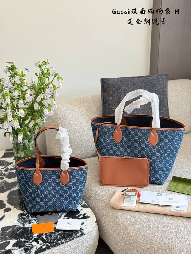 Gucci New Denim Tote Blue Gg Denim Fabric, The Bag Is Light And Can Be Used On B