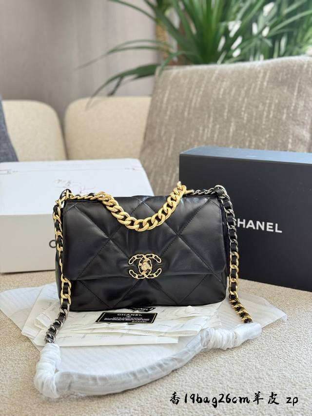 Chanel Chanel 19Bag, Good Looking As The Brand's Best Seller, 19Bag Is A Very Pr