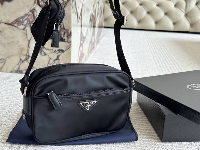 With Box Size: 24 16Cm Prad New Camera Bag I Really Like Its Simple And Textured