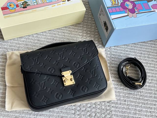 With Box Size: 25Cm L's High-Quality Messenger Bag Old Flower Messenger I Have T