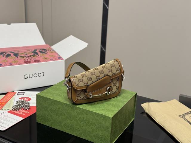 With Folding Box Airplane Box Size: 27*17Cm 20*10Cm You Must Not Miss This Gucci