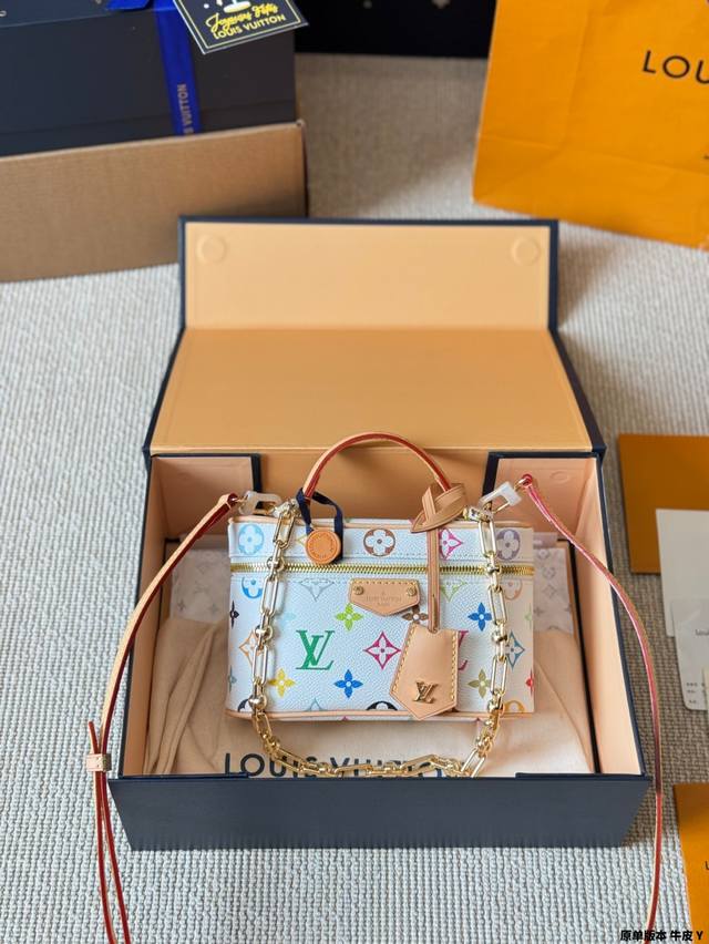Original Version Cowhide Lv 2025 Murakami Takashi White Tri-Color Vanity Chain P