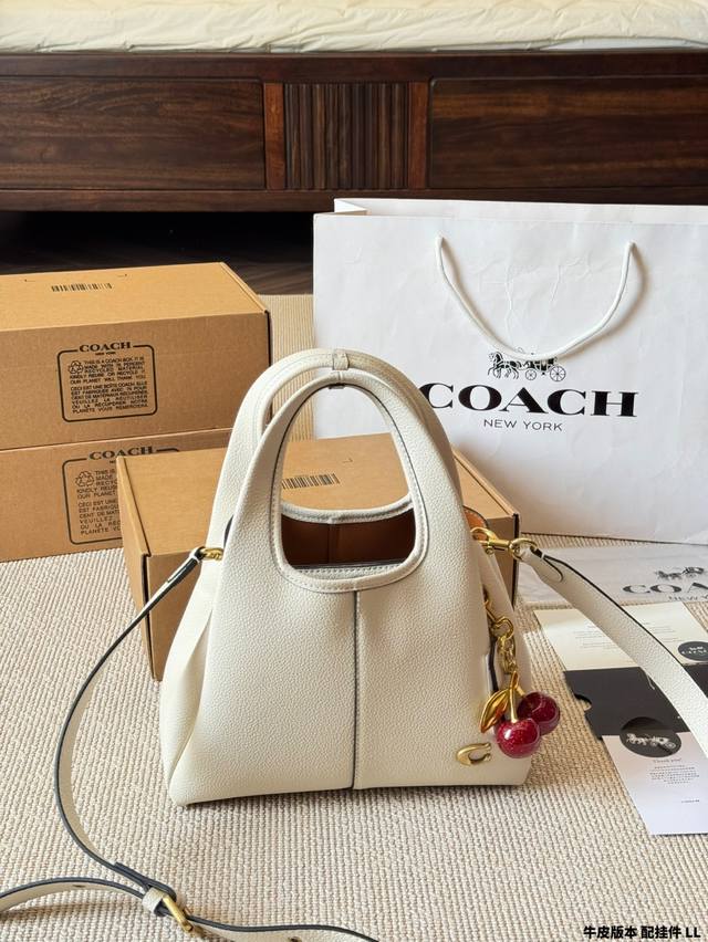 Cowhide Version With Pendant What To See On Coach Today: Lana Shopping Basket Ba