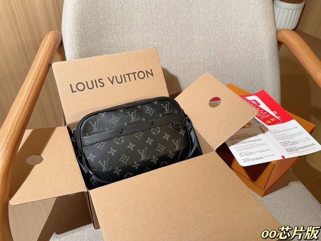 Lv Louis Vuitton Men's Classic Black Flower Alpha Handbag Camera Bag Messenger B