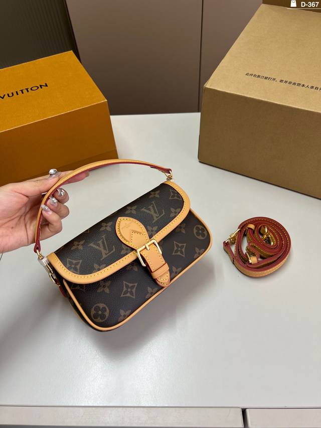 Chip Version Lv Louis Vuitton Baguette Mini Baguette Is Super Cute Can Be Carrie