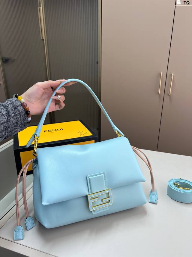 Fendi Latest Baguette Is So Beautiful, It Looks Good Whether You Carry It By Han