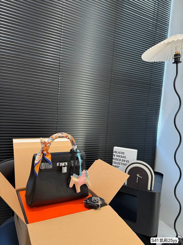 With Box Hermes Kelly New Model This One Is Really Irresistible The First Layer