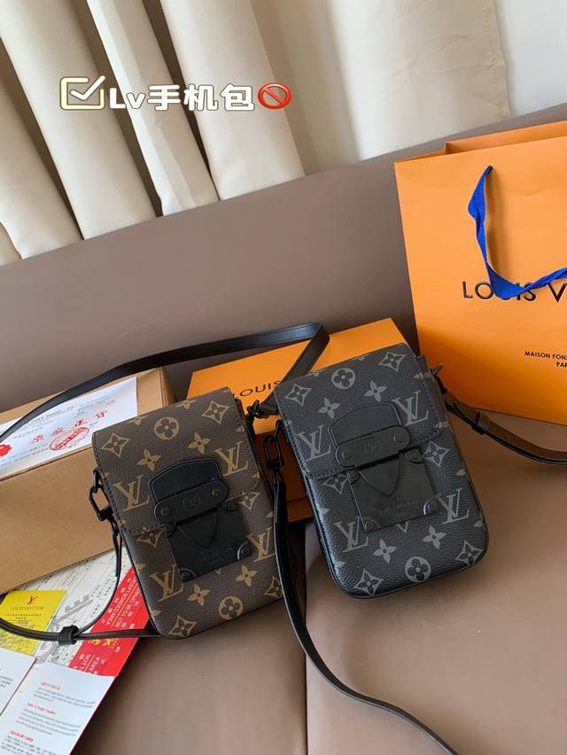 Folding Box Lv Mobile Phone Bag Is Very Convenient To Go Out Full Of Fashion Sen