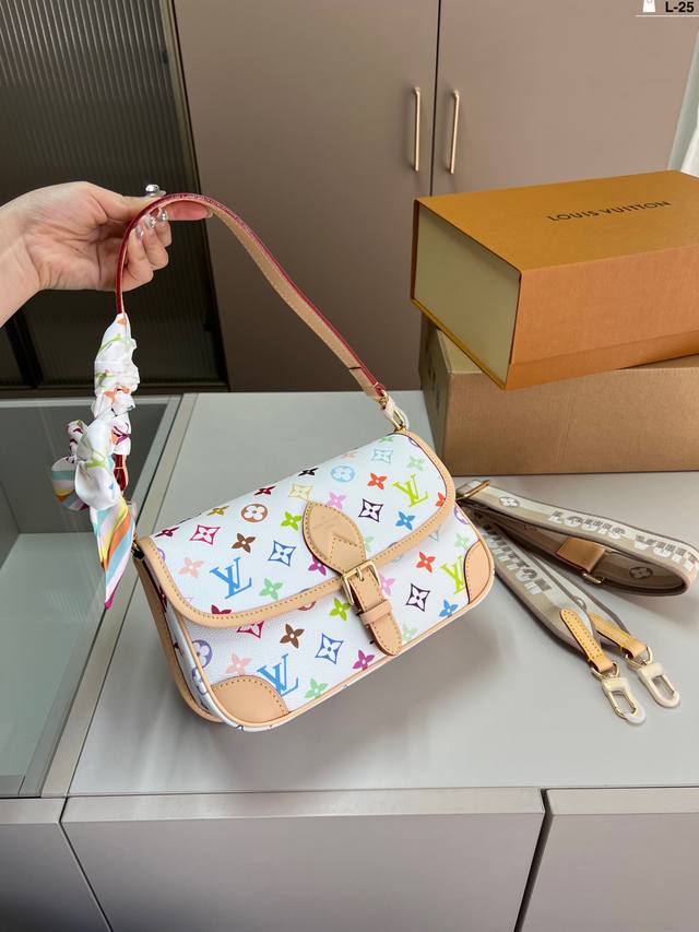 Lvdiane Old Flower Baguette Bag Catwalk Style One-Shoulder Crossbody Bag With Em