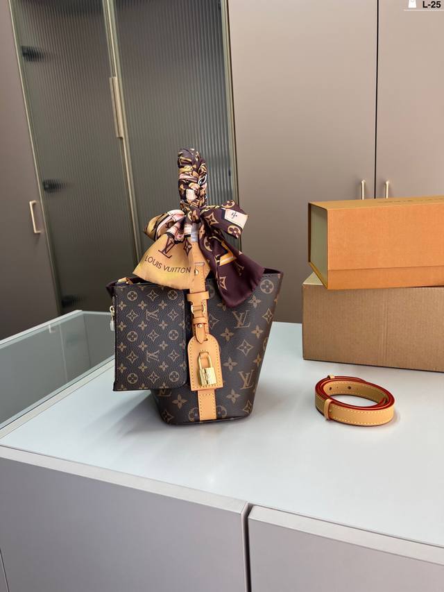 Decorative Lock Without Key Lv Louis Vuitton Denim Bucket Bag L-25 Size 17 18 Fo