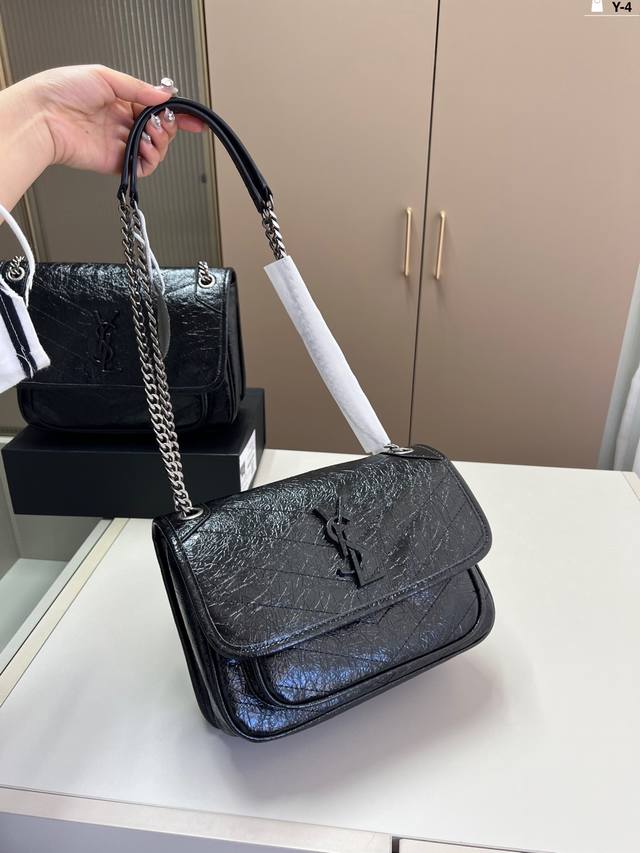 Small Ysl Niki Messenger Bag I Can't Refuse It. It's Super Elegant . It's Full O