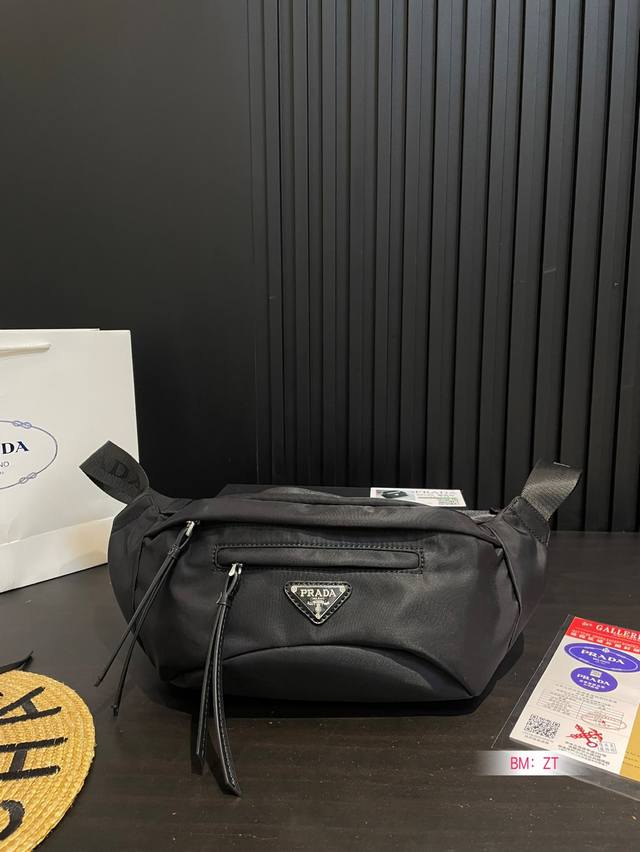 With Box Prada Nylon Waist Bag Chest Bag Clean And Simple Match With Casual Styl