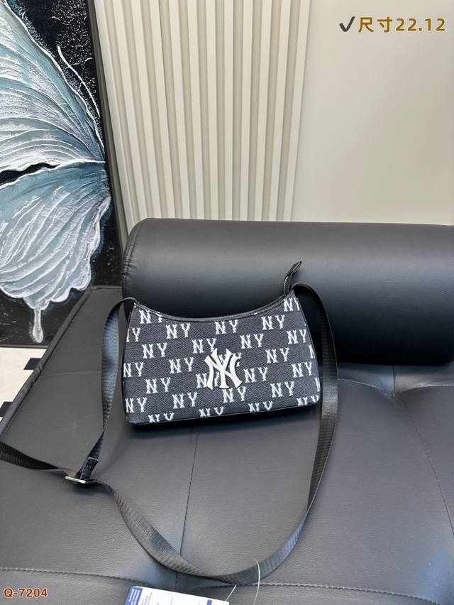 With Gift Box Mlb Denim Has Large Armpit Capacity And Is Light~ A Must-Have For