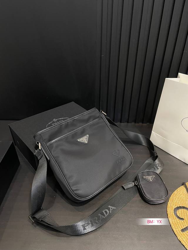 With Box Prada Hobo Crossbody Bag Prada Can Be Worn Under The Armpit Or Crossbod