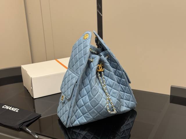 Chanel 25Bag Is Absolutely Stunning This Year's Chanel 25S Series Is Simply Stun