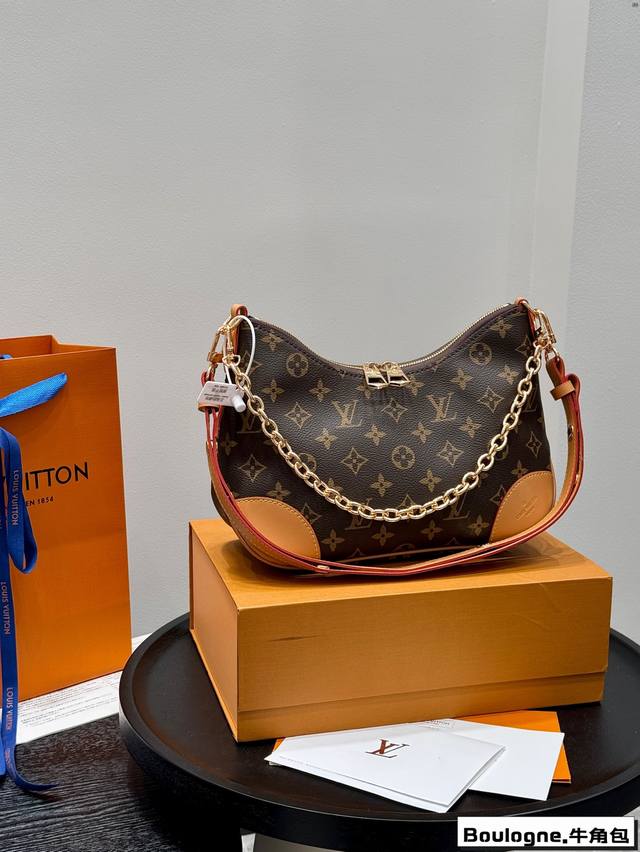 Gift Box Packaging Size: 23*12Cm Lv Boulogne Horn Bag Underarm Bag Looks Good Wh