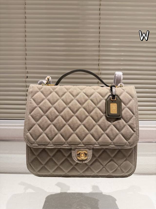 Original Cloth Chanel Retro Denim Backpack Chanel Big Backpack That You Will Fal