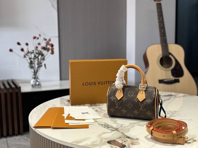 Code-Changing Chip With Folding Gift Box + Airplane Box Cowhide Version L Speedy