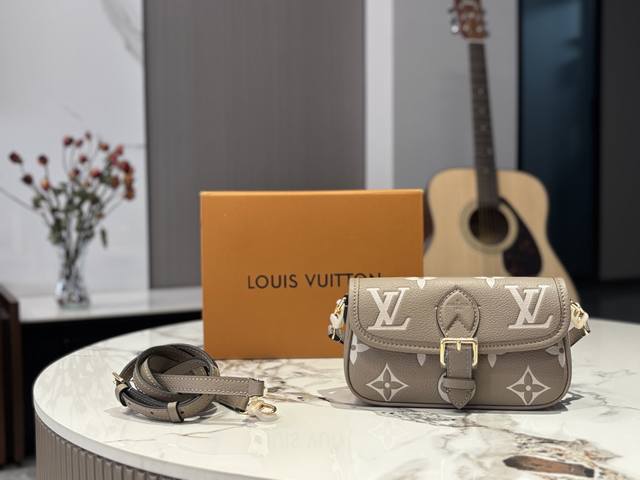 With Gift Box. L's Diane Baguette Handbag Upgraded Version Custom Old Flower Fab