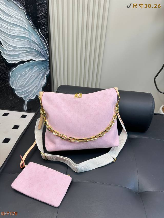 With Folding Box Lv New Model For The Catwalk Cousin Fashion Bloggers Must-Have