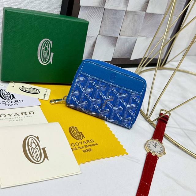 Goya Matignon Mini Wallet Features A Full Zipper Closure Design. The Central Com