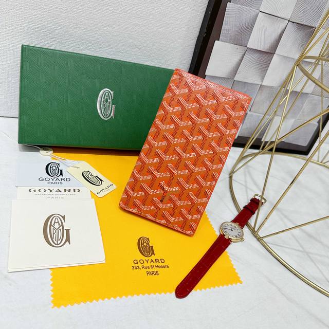 Goya Saint-Roch Wallet Features A Long Design, Perfect For Storing Cards, Ids, A