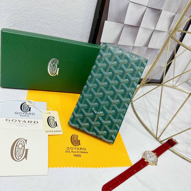 Goya Saint-Roch Wallet Features A Long Design, Perfect For Storing Cards, Ids, A