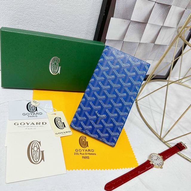 Goya Saint-Roch Wallet Features A Long Design, Perfect For Storing Cards, Ids, A
