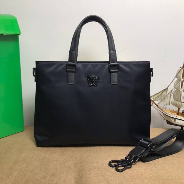 Top-Tier Authentic Versace Best-Selling Men's Briefcase, Fabric 100% Imported Ox