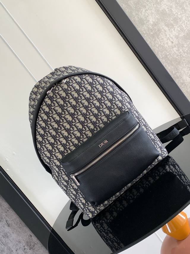 This Rider Backpack Features A Sleek Silhouette And A Classic Collegiate Design