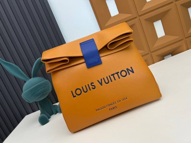 M24578 Top-Grade Original M24578 Sandwich Handbag Is Crafted From Soft Calf Leat
