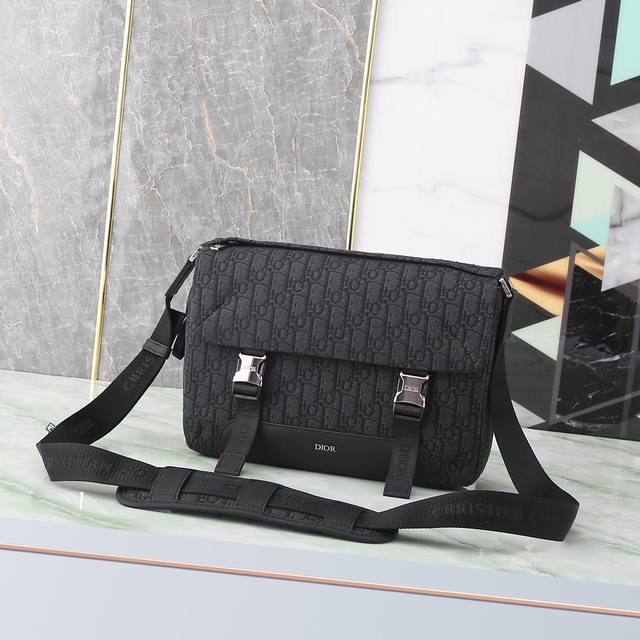 This Dior Explorer Handbag Draws Inspiration From The Timeless Messenger Bag Cla
