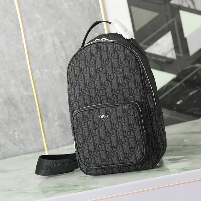 The Latest Sling Version Of The Double-Shoulder Backpack Is A New Addition For T