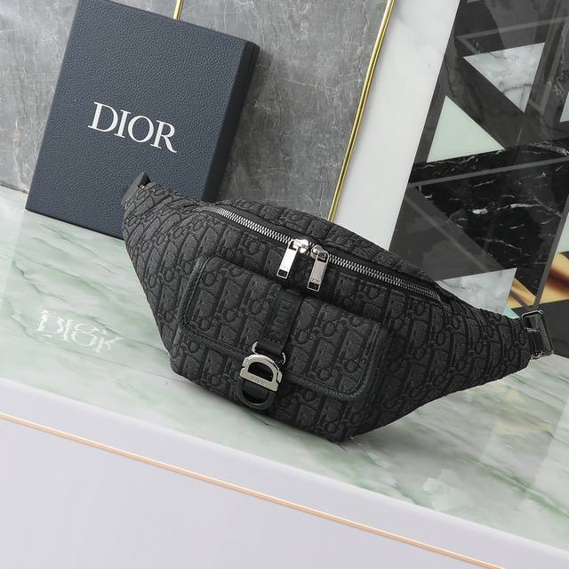 This Dior 8 Waist Bag Is A New Addition To The 2025 Spring Men's Collection, Com