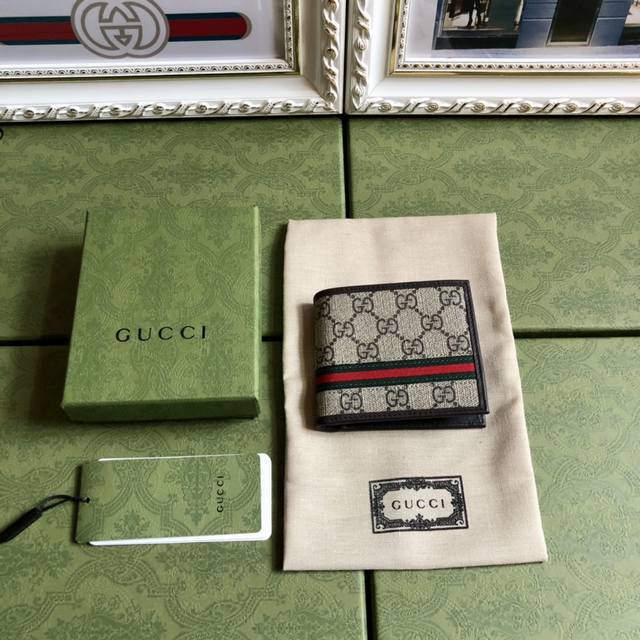 Top-Of-The-Line Edition With Green Box Packaging, Gucci New Model, Counter Quali