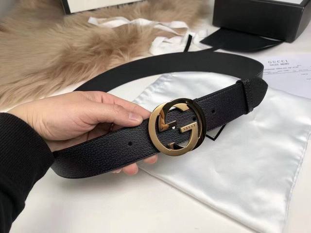Gucci Calfskin Belt, Made Using Heat-Pressed Technology To Achieve A Wild Boar S