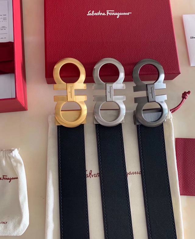 Ferragamo Classic Storefront Design, This Belt Features Leather Material Paired