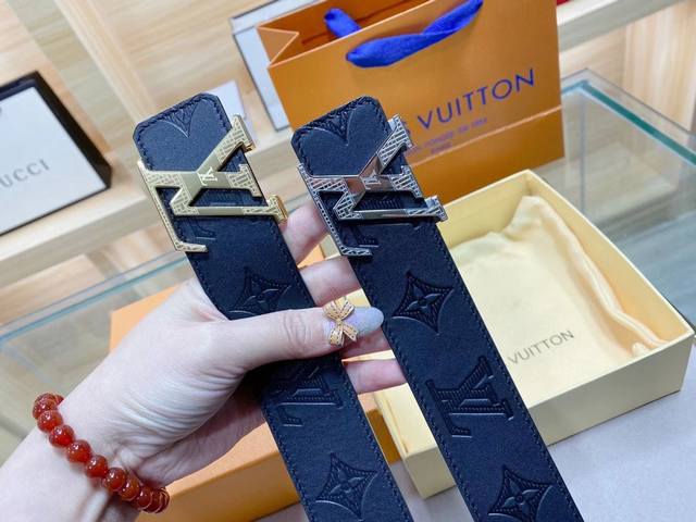 Louis Vuitton France, Counter Quality, Official Website Synchronized, Width 3.8