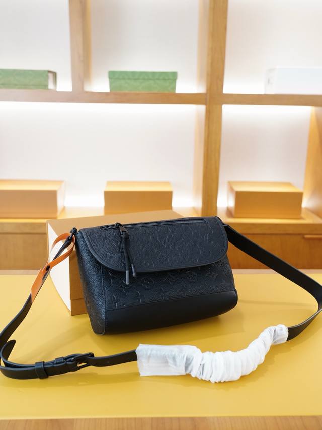 Lv Louis Vuitton Official Website Synchronized Chip High Version Crossbody Shoul