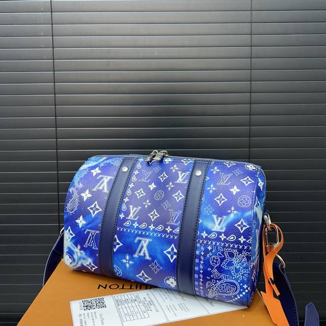 Louis Vuitton Bandana Series City Keepall Cylinder Bag, Shoulder Bag, Couple's C