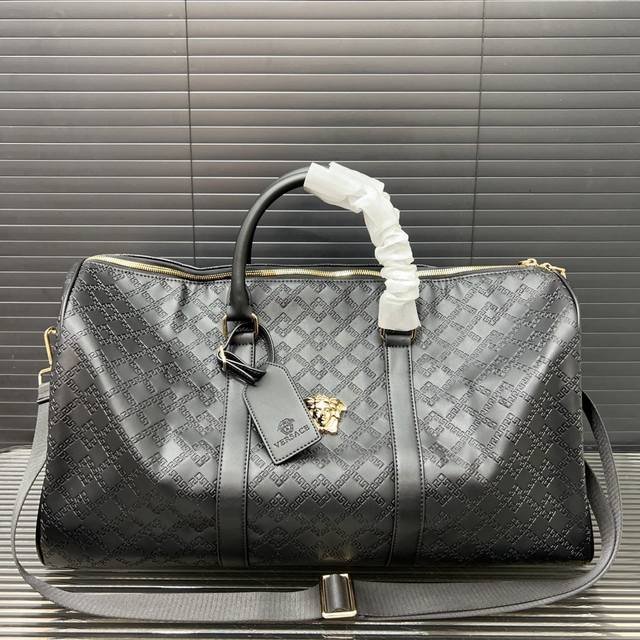 Versace Men's Embossed Travel Bag, Airport Bag, Handbag, Classic And Versatile,